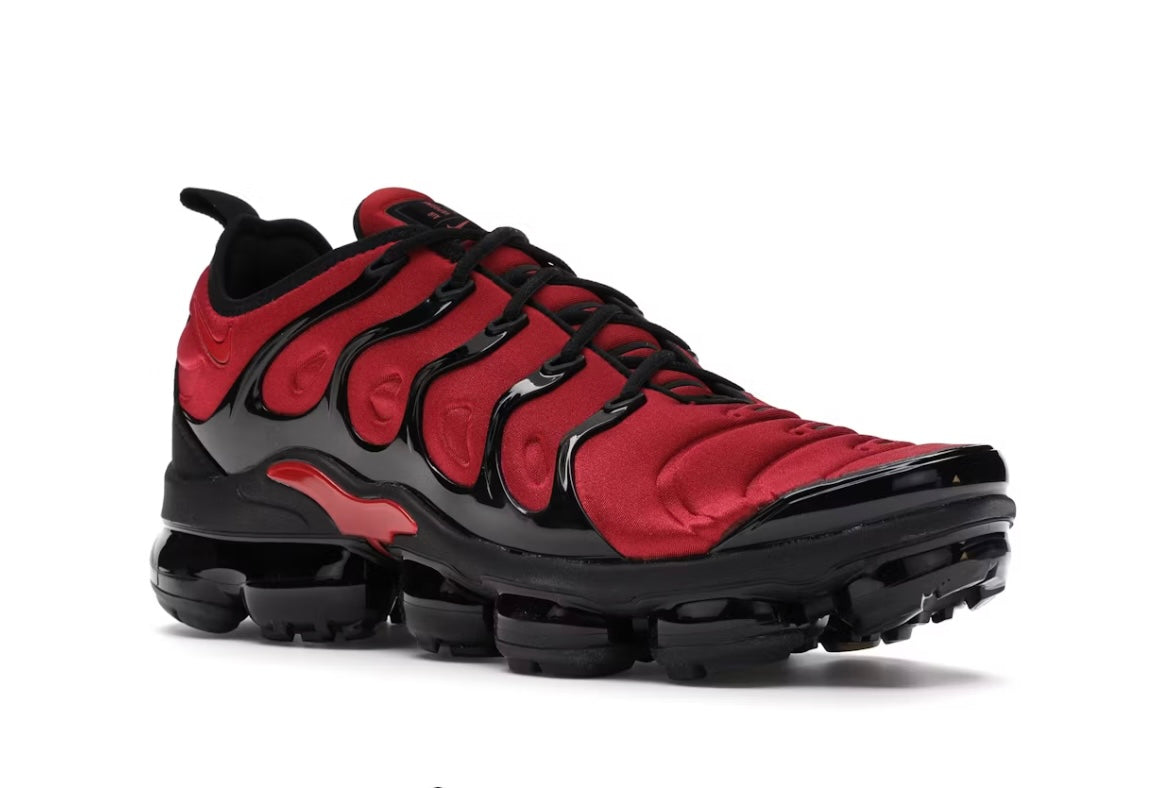 Nike Air VaporMax Plus University Red Black