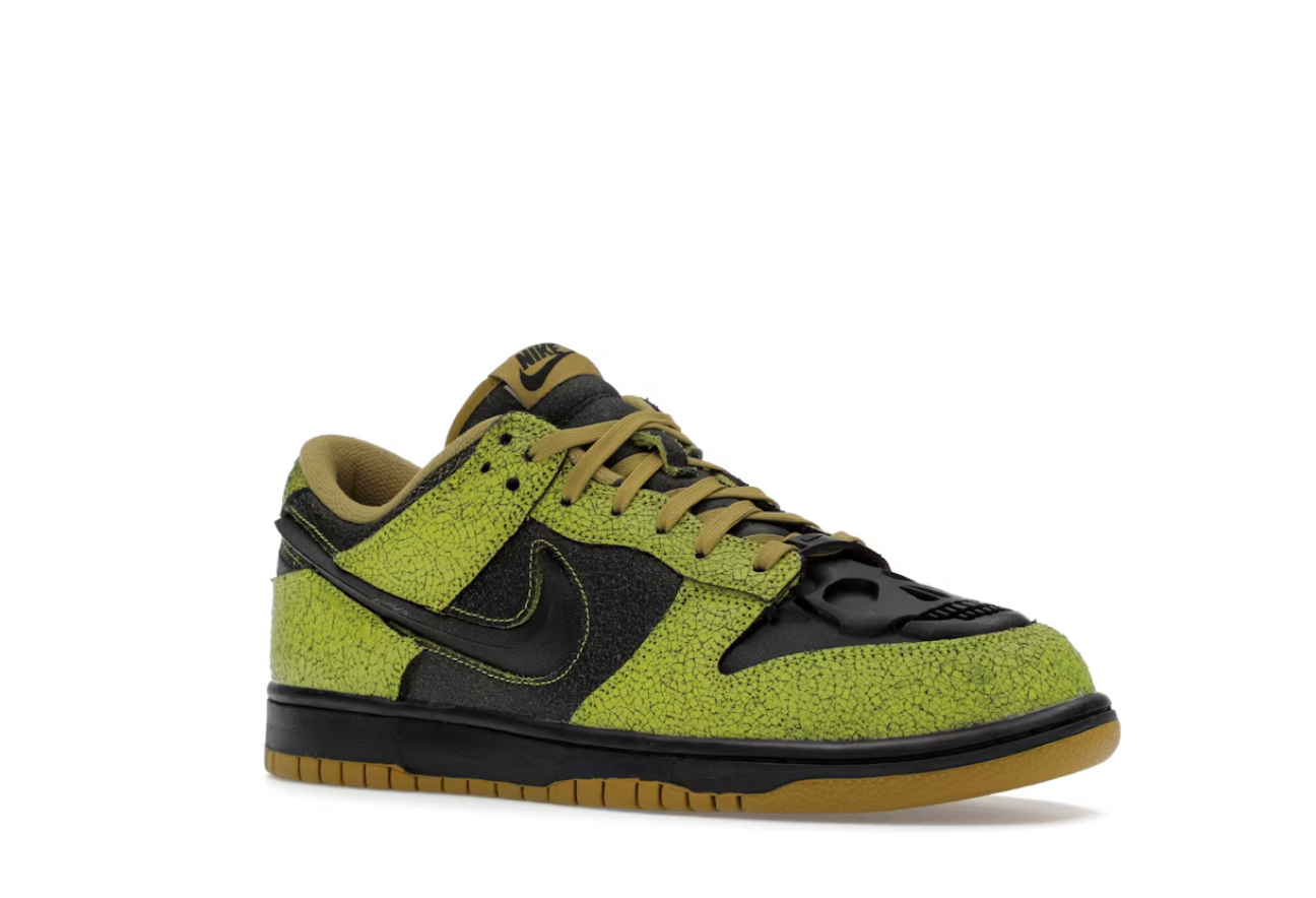 Nike Dunk Low Halloween Skull