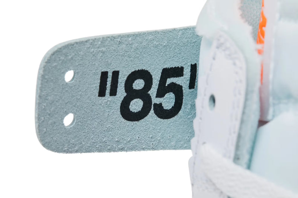 Jordan 1 Retro High Off-White Alaska
