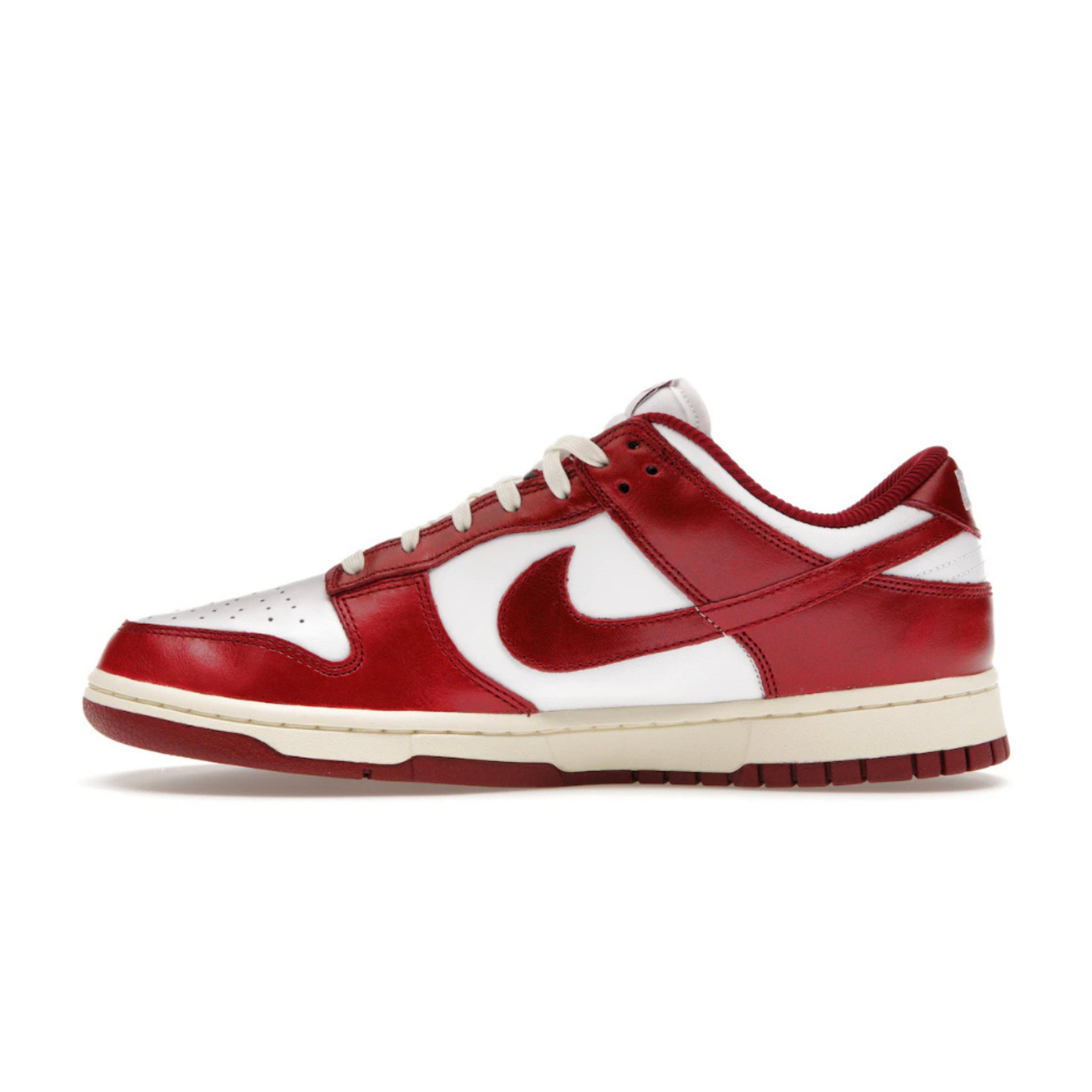 Nike Dunk Low Vintage Team Red