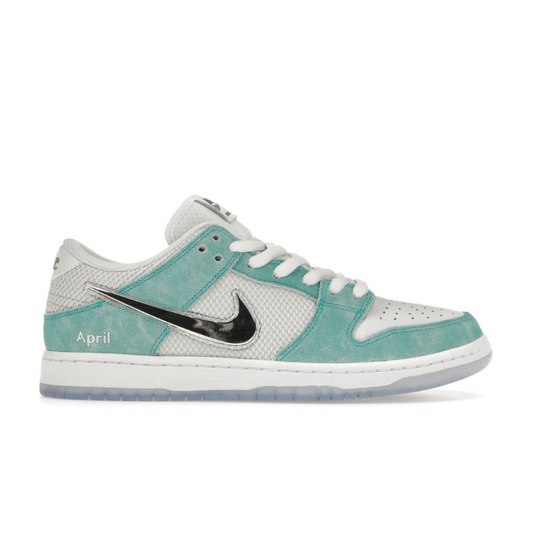 Nike SB Dunk Low April