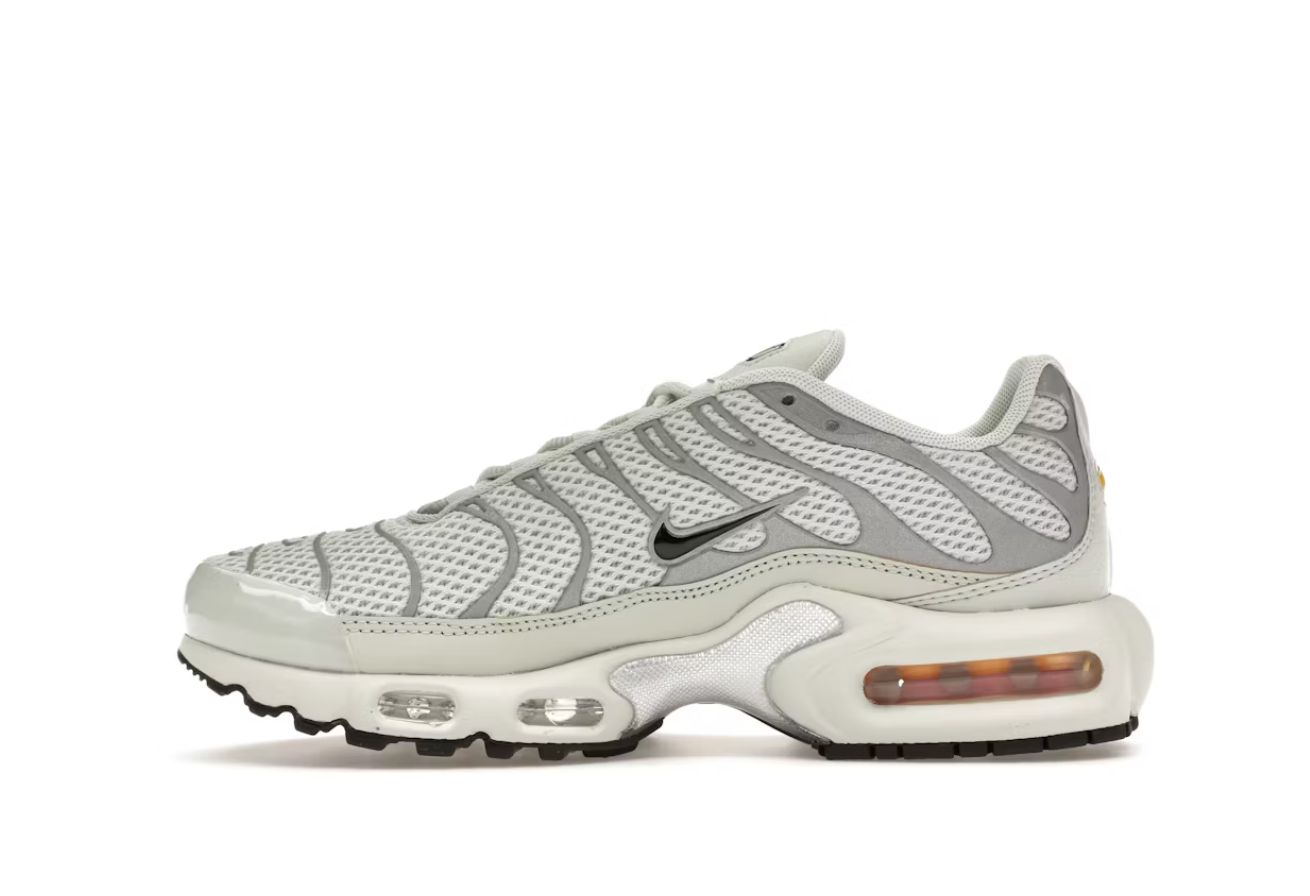 Nike Air Max Plus Light Silver Chrome White Black