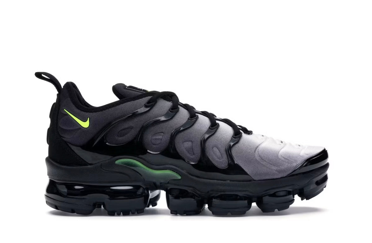 Nike Air VaporMax Plus Black Volt