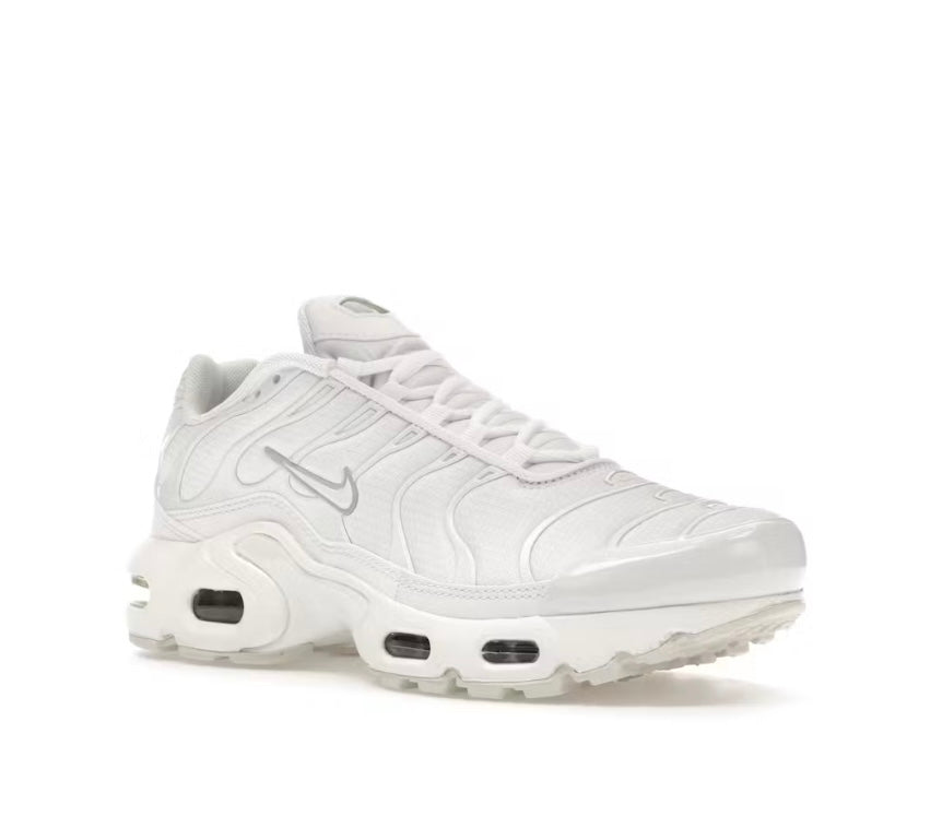 Nike Air Max Plus White Metallic