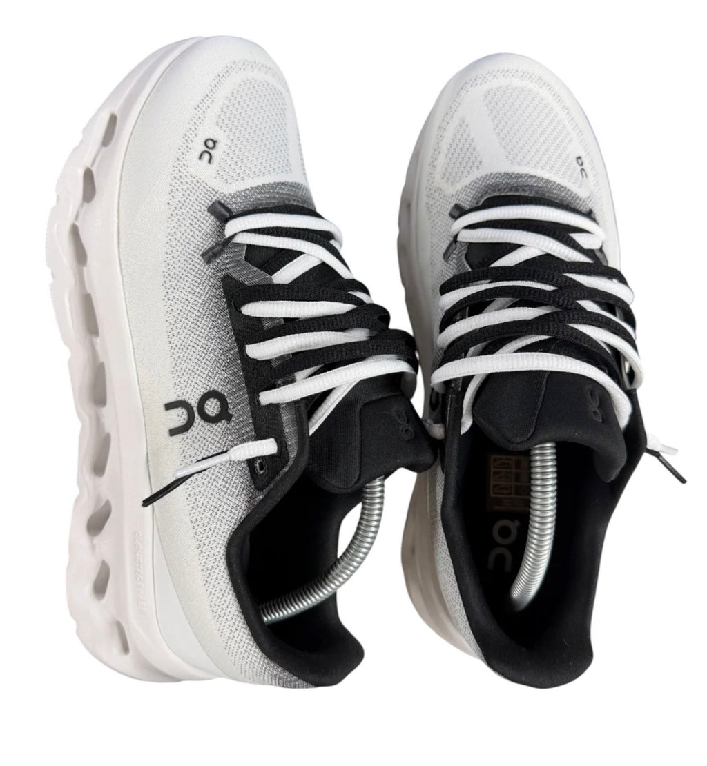 On Running Cloudtilt-Black Ivory Double Laces