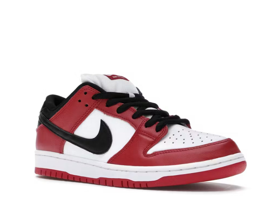 Nike SB Dunk Low Chicago