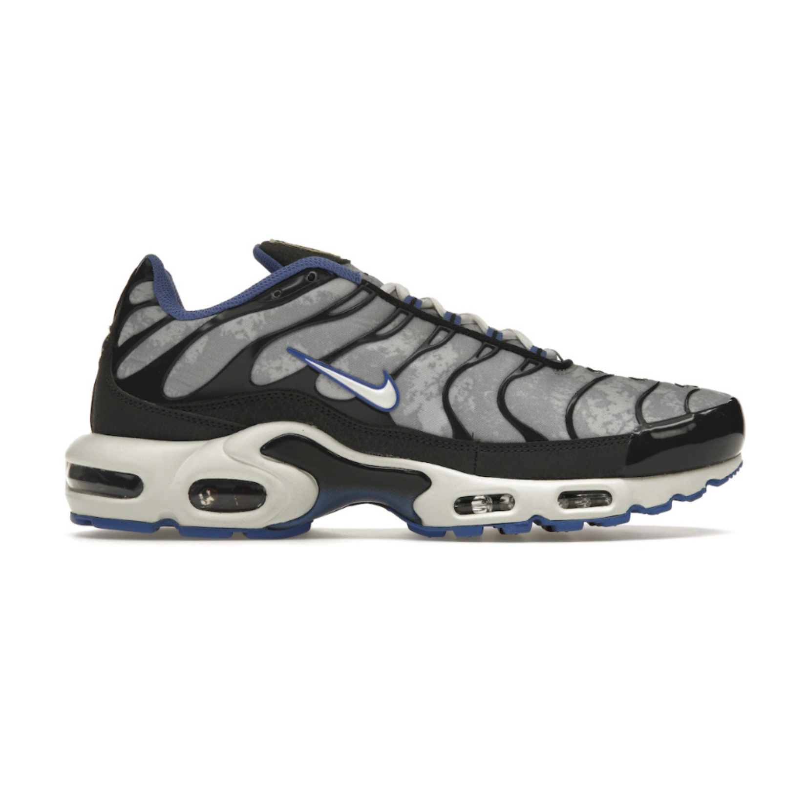 Nike Air Max Plus Social F.C.