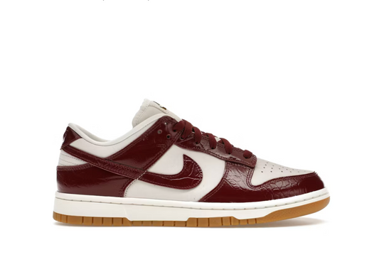 Nike Dunk Low LX Dark Team Rosse