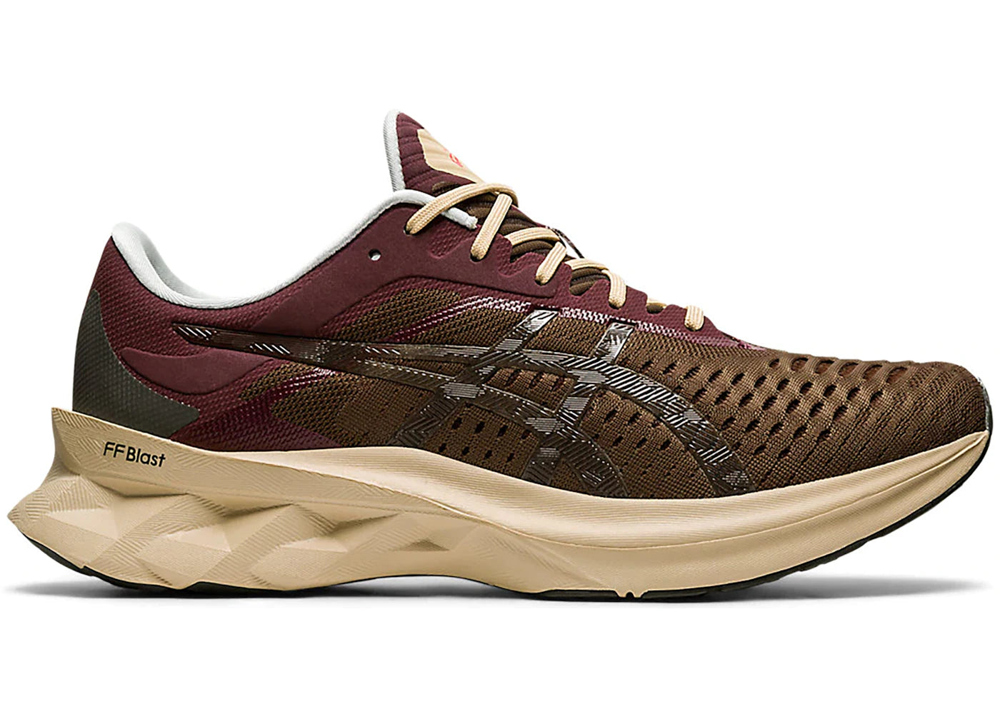 ASICS Novablast-Affix Brown