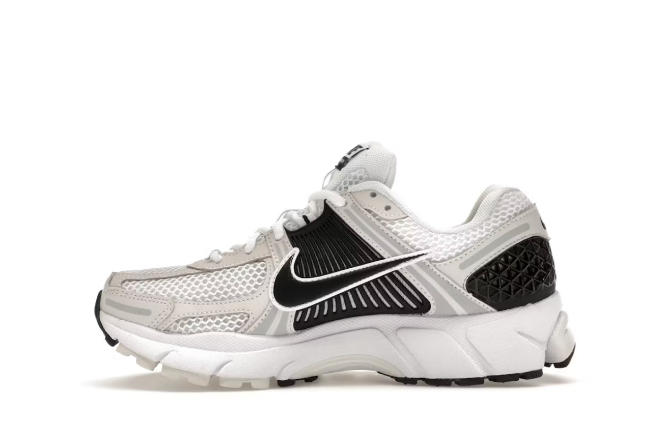 Nike Zoom Vomero 5 Black White