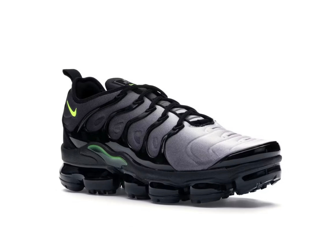 Nike Air VaporMax Plus Black Volt