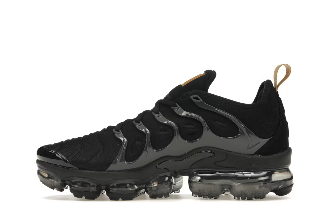 Nike Air VaporMax Plus Black Metallic Gold Anthracite