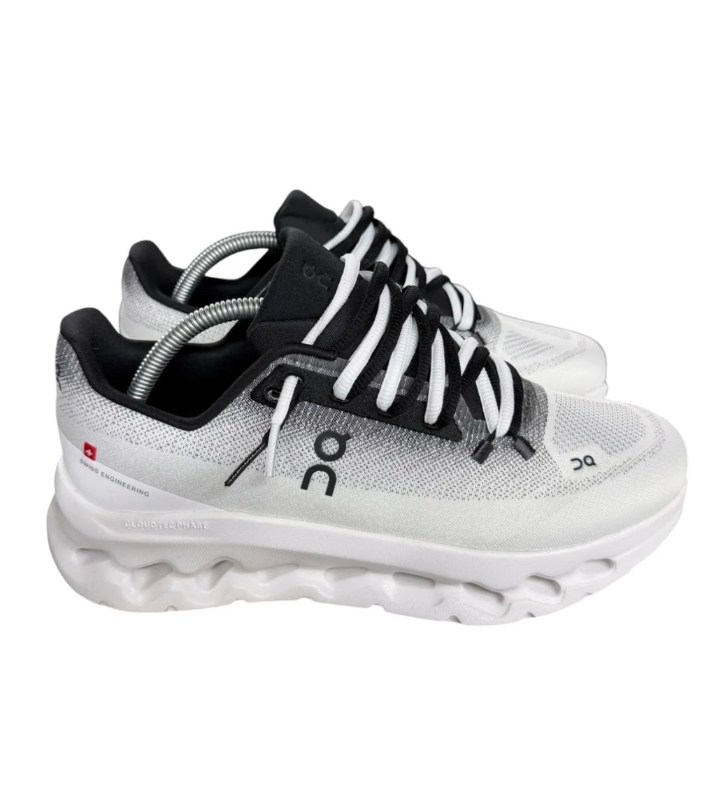 On Running Cloudtilt-Black Ivory Double Laces