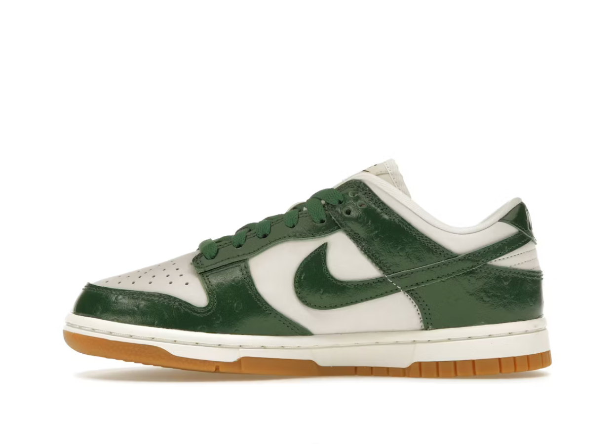 Nike Dunk Low Gorge Green Metallic Gold