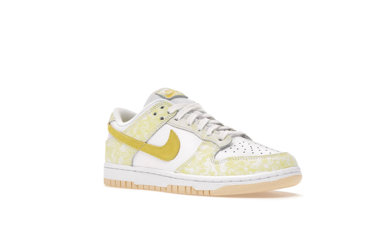 Nike Dunk Low Yellow Strike