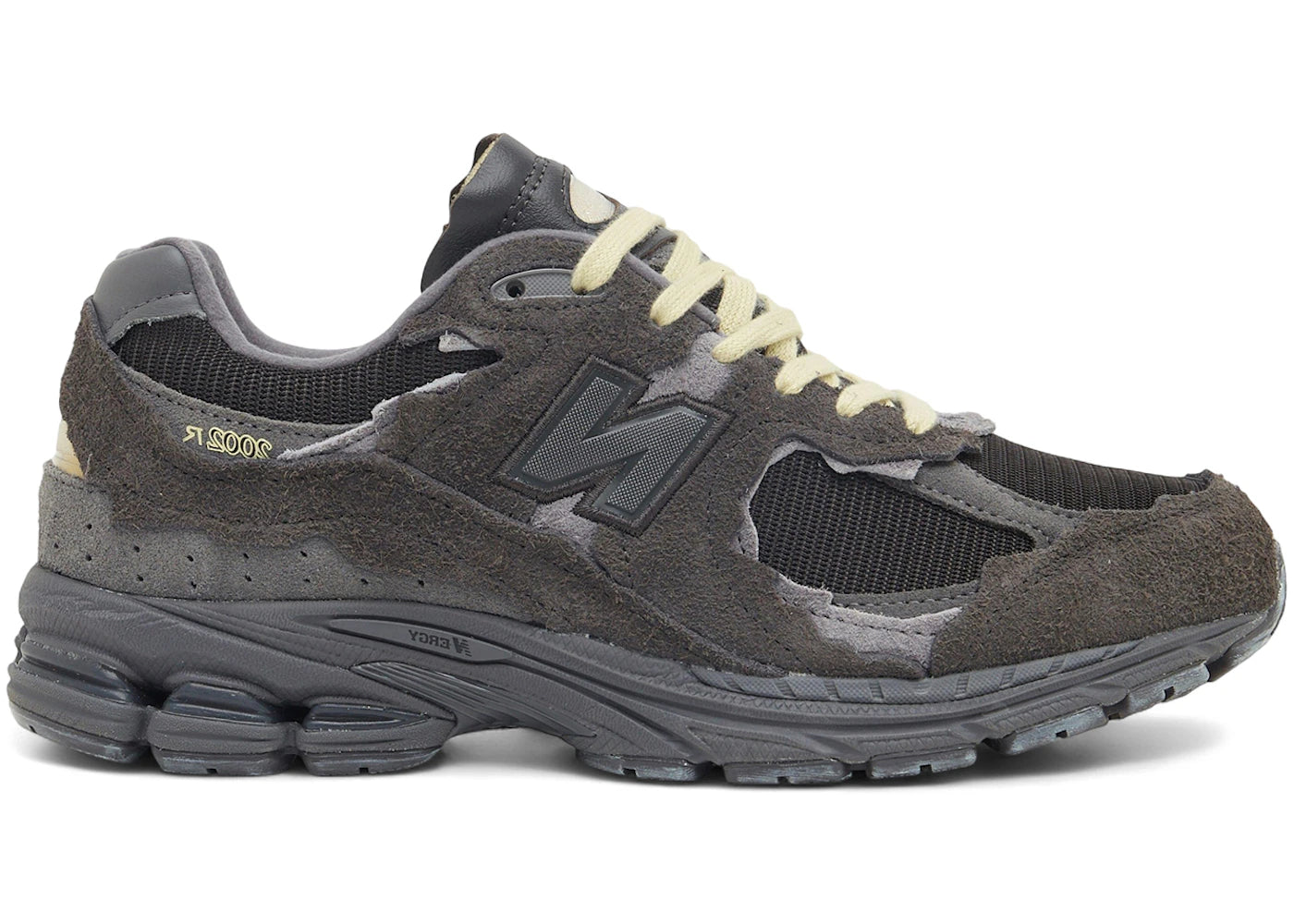 New Balance 2002R-Protection Pack Natural Blackened
