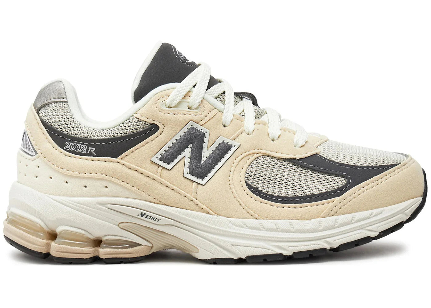 New Balance 2002R-Sandstone Magnet (GS)