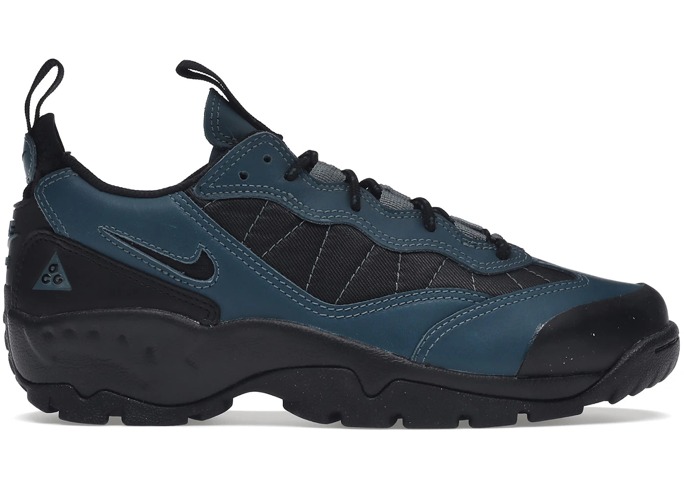 Nike ACG Air Mada Low-Ash Green