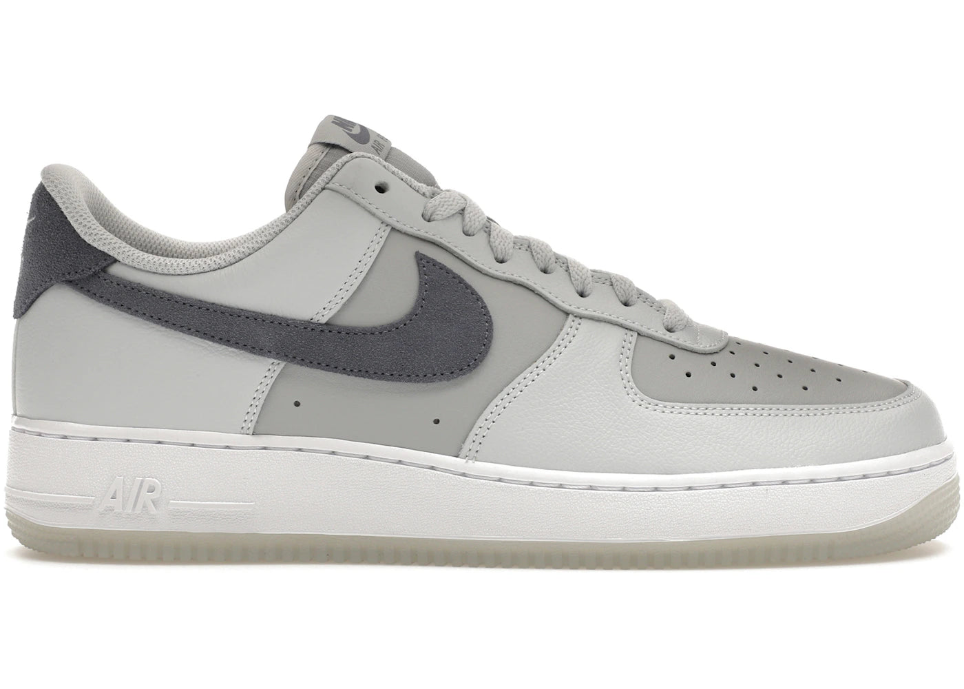 Nike Air Force 1 '07 LV8 - Pure Platinum Light Carbon