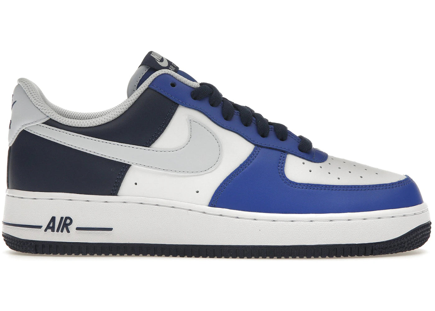 Nike Air Force 1 Low '07 LV8 - Bleu marine