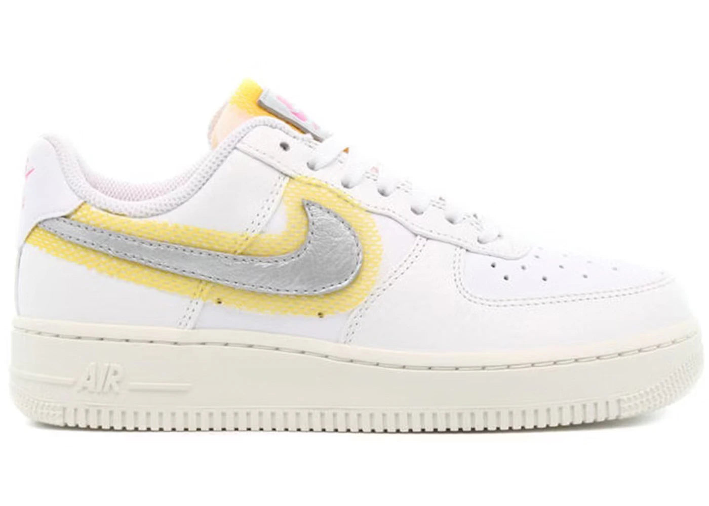 Nike Air Force 1 Low '07 LX - Blanc Argent Métallisé Or (Femme)