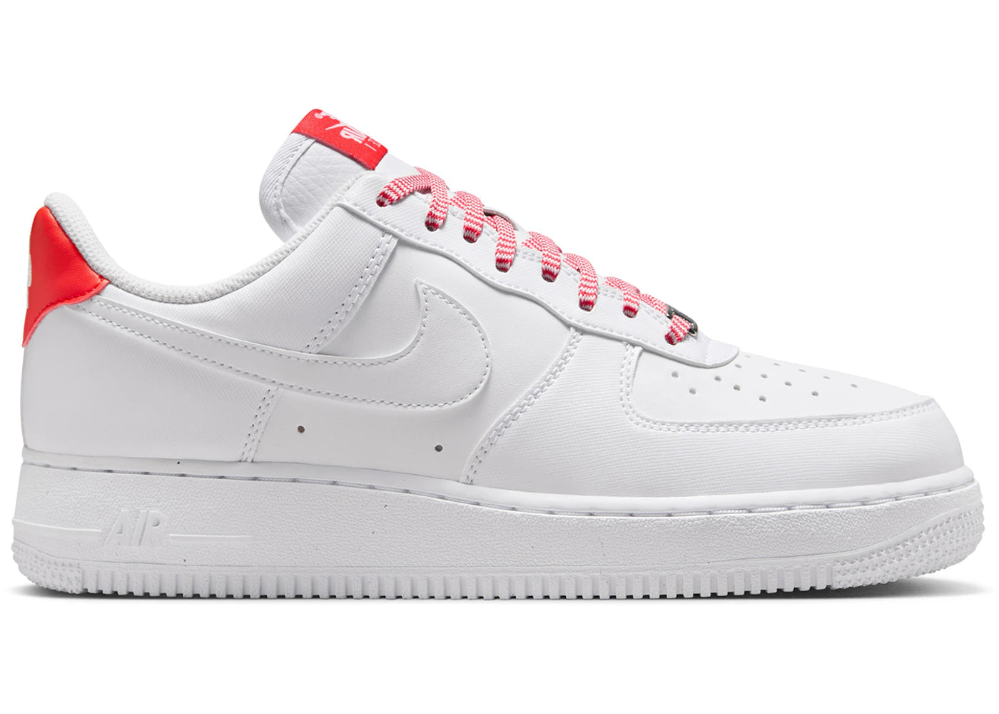 Nike Air Force 1 Low '07 Blanc Rose Mousse Argent Métallisé Rouge Clair