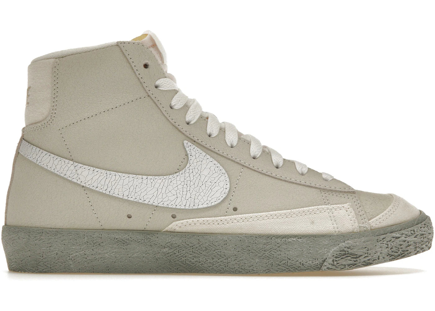 Nike Blazer Mid '77 EMB-Summit White Phantom