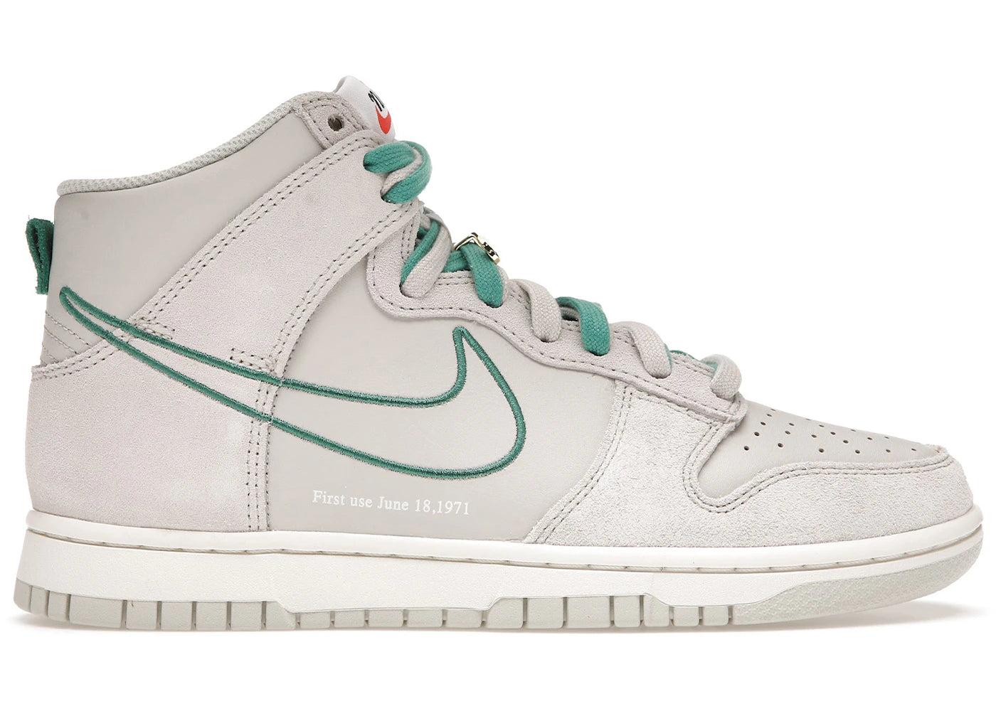 Nike Dunk High-First Use Sail