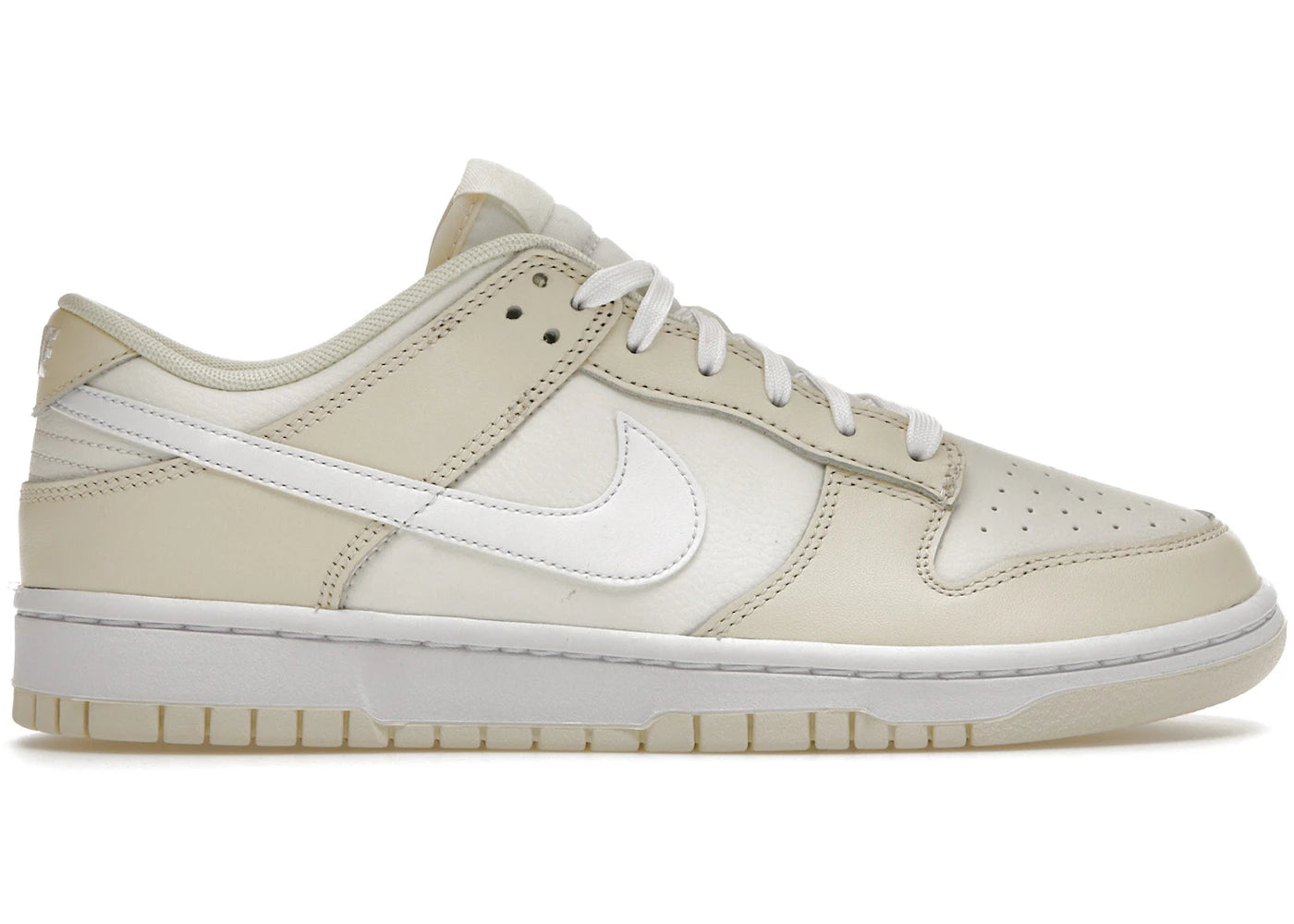 Nike Dunk Low couleur lait de coco
