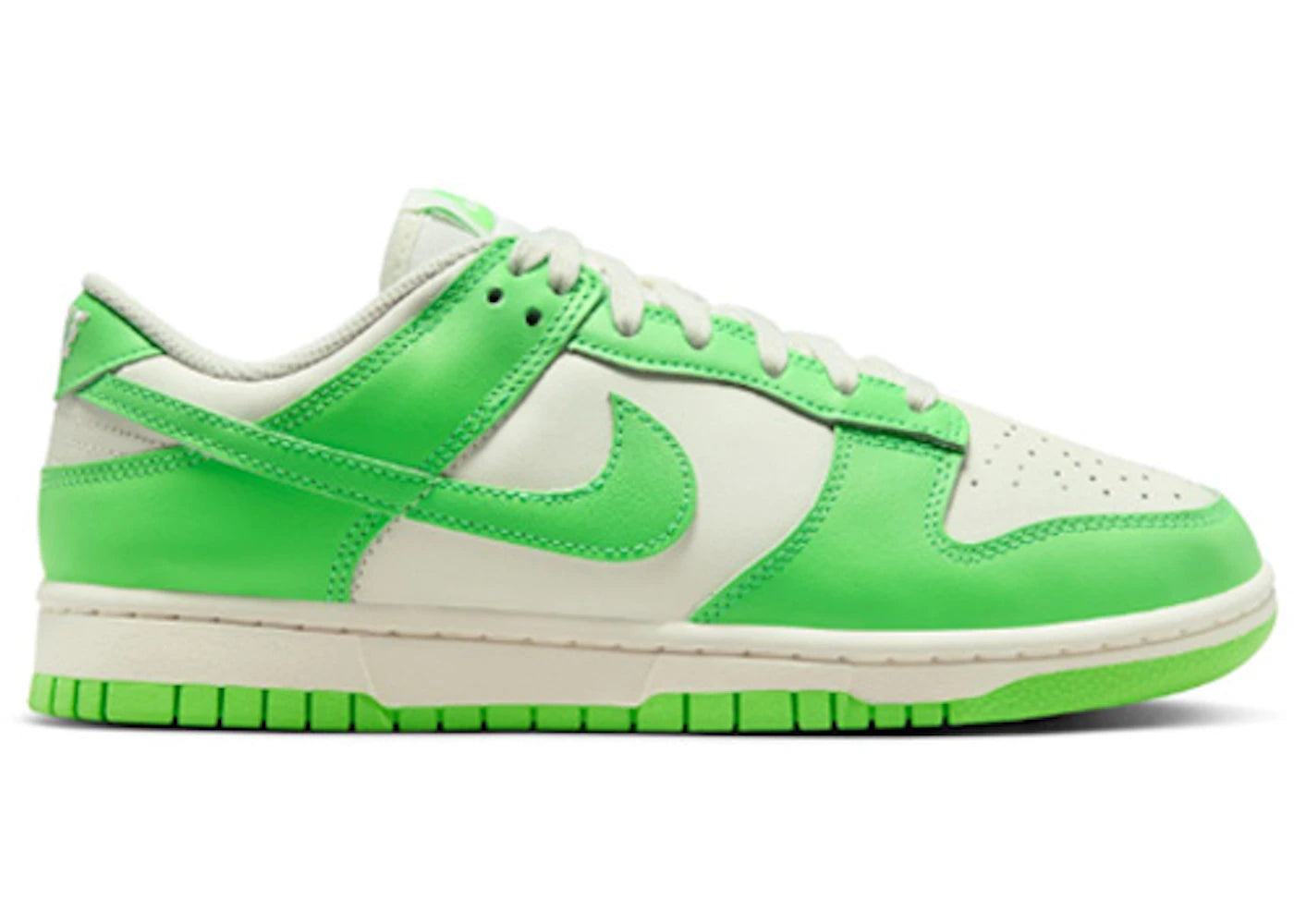 Nike Dunk Low-Green Strike (Femme)