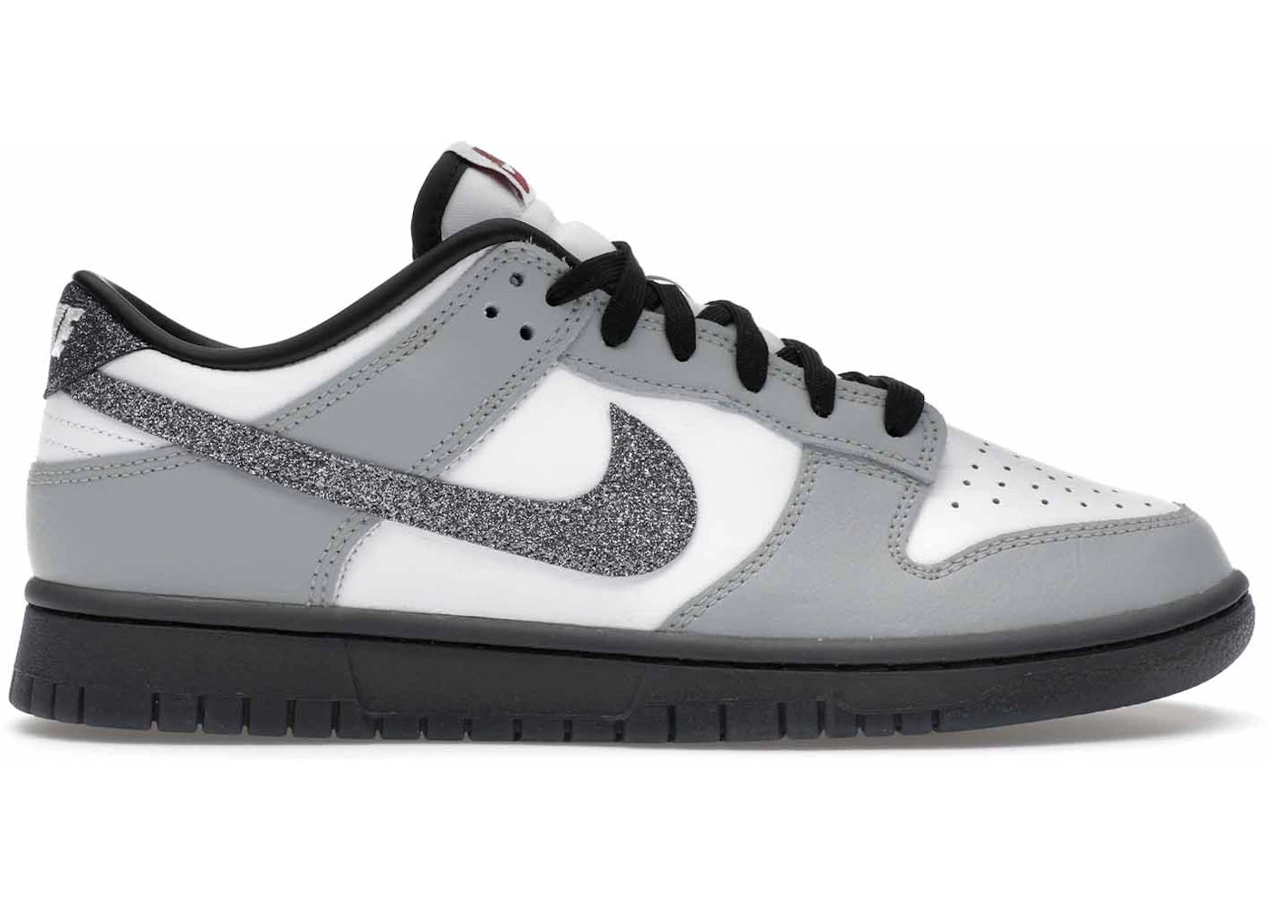 Nike Dunk Low LX - Swoosh pailleté blanc et gris clair (Femme)