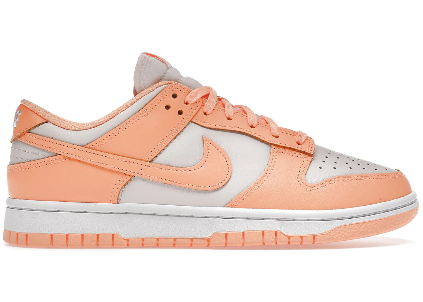 Nike Dunk Low couleur crème pêche (Femme)