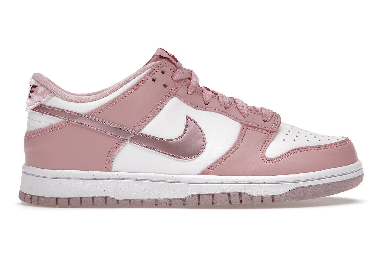 Nike Dunk Low en velours rose (GS)