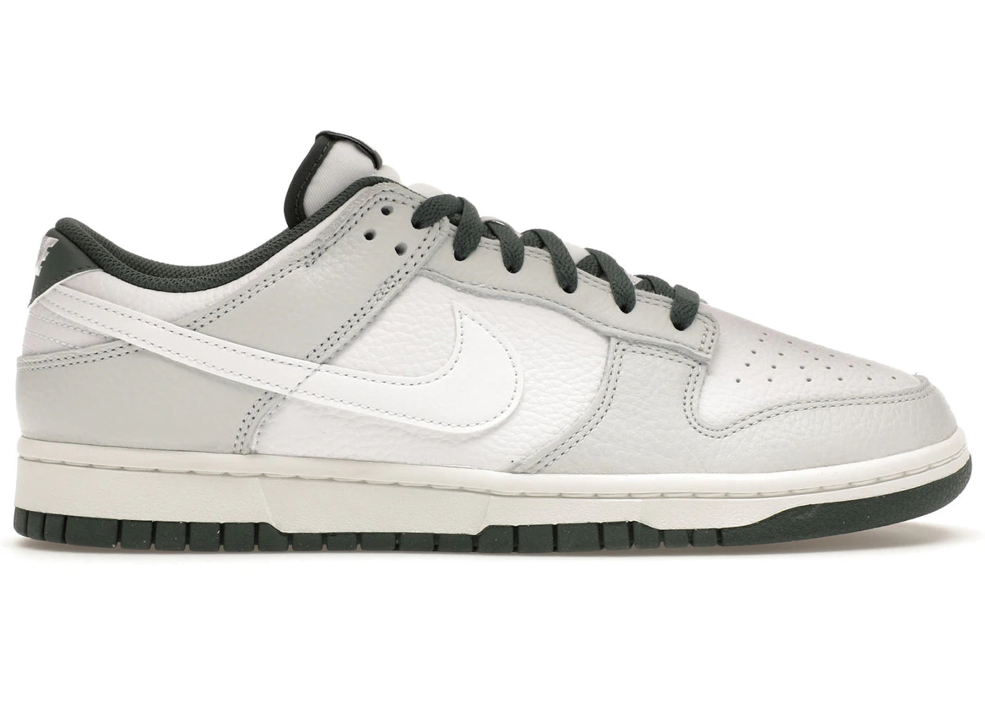 Nike Dunk Low Retro SE-Photon Dust Vintage Green
