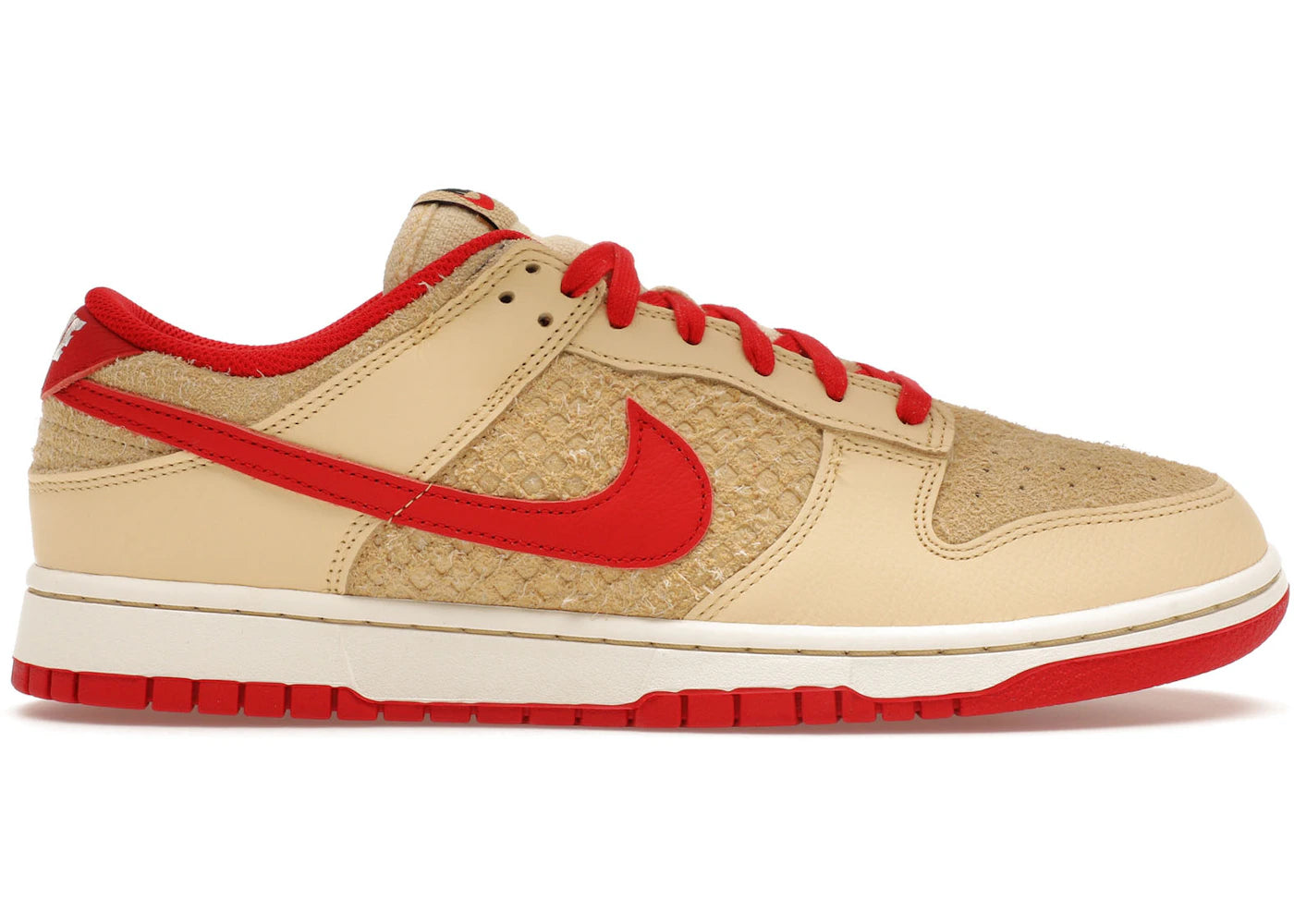 Nike Dunk Low Retro SE-Strawberry Waffle