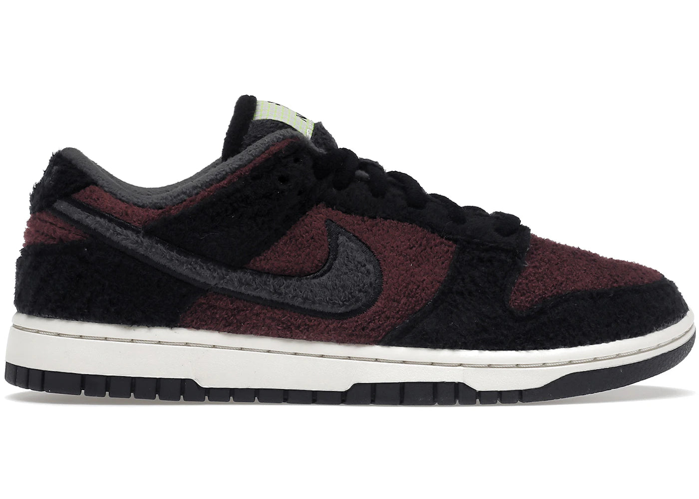 Nike Dunk Low SE-Fleece Pack Burgundy Crush (Women's)