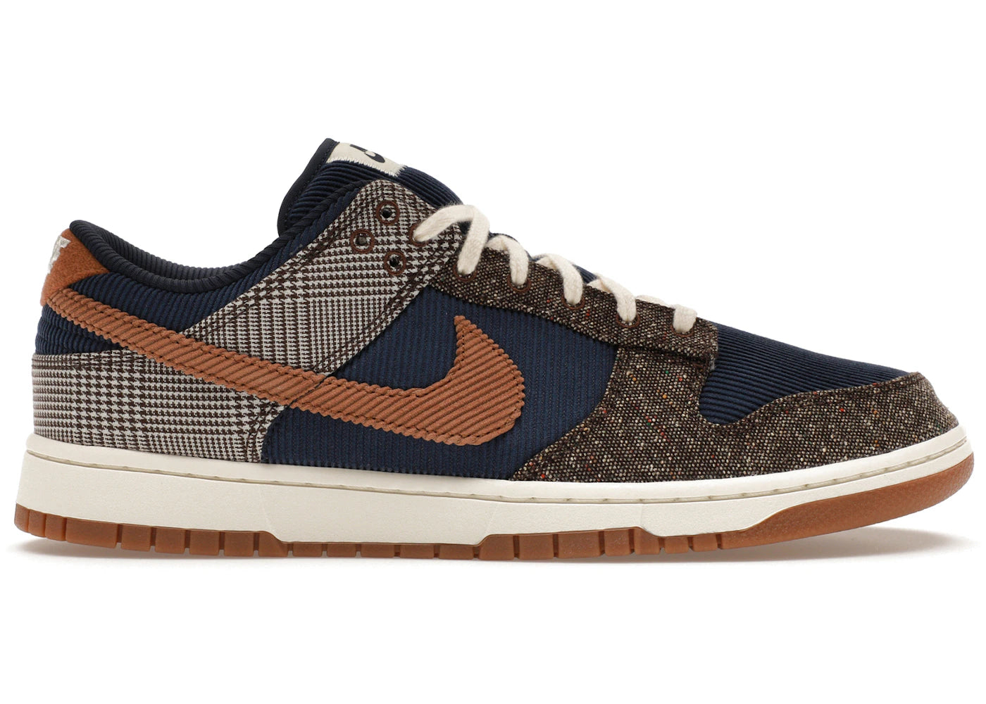 Nike Dunk Low Tweed Midnight Navy en velours côtelé