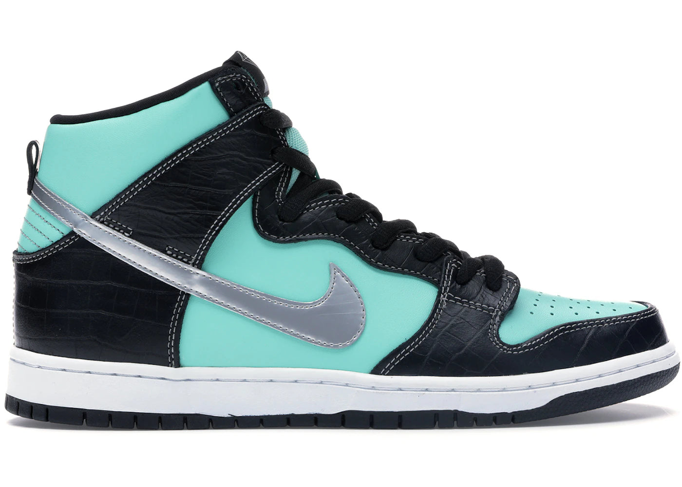 Nike SB Dunk High-Diamond Supply Co.