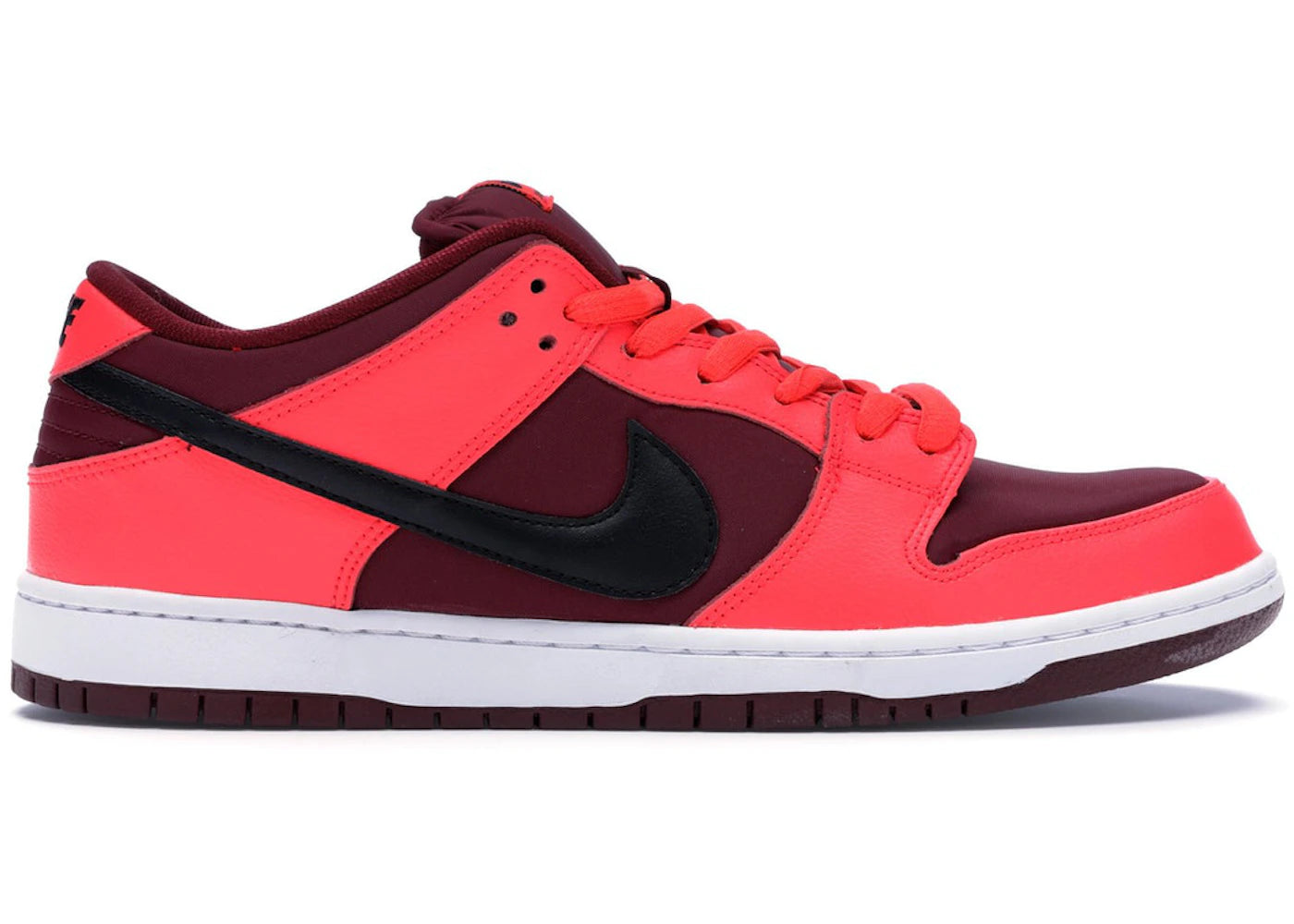 Nike SB Dunk Low-Laser Crimson