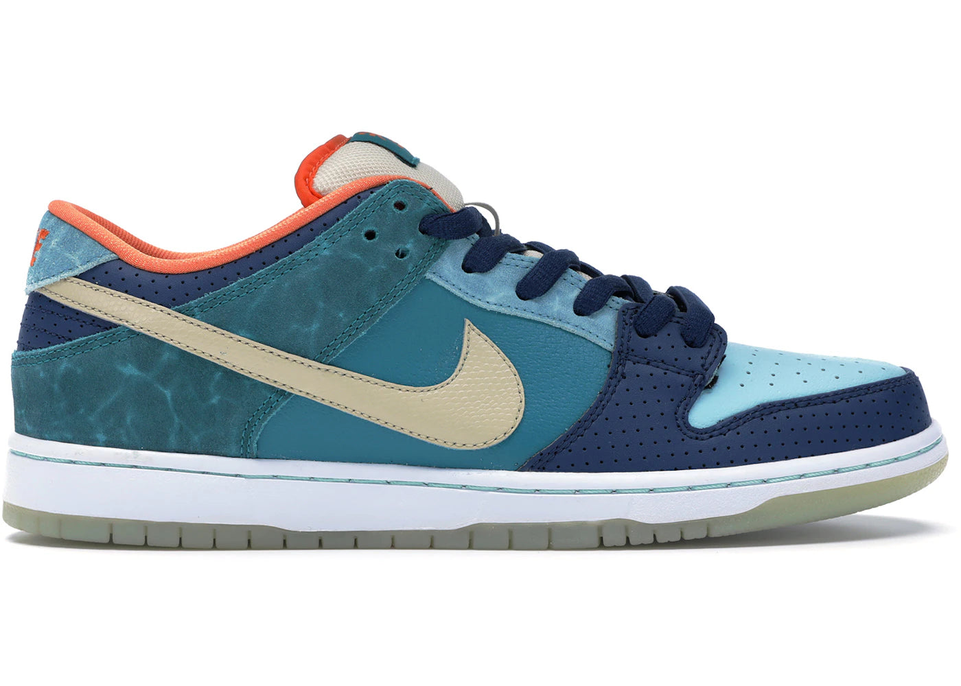 Nike SB Dunk Low-MIA Skate Shop