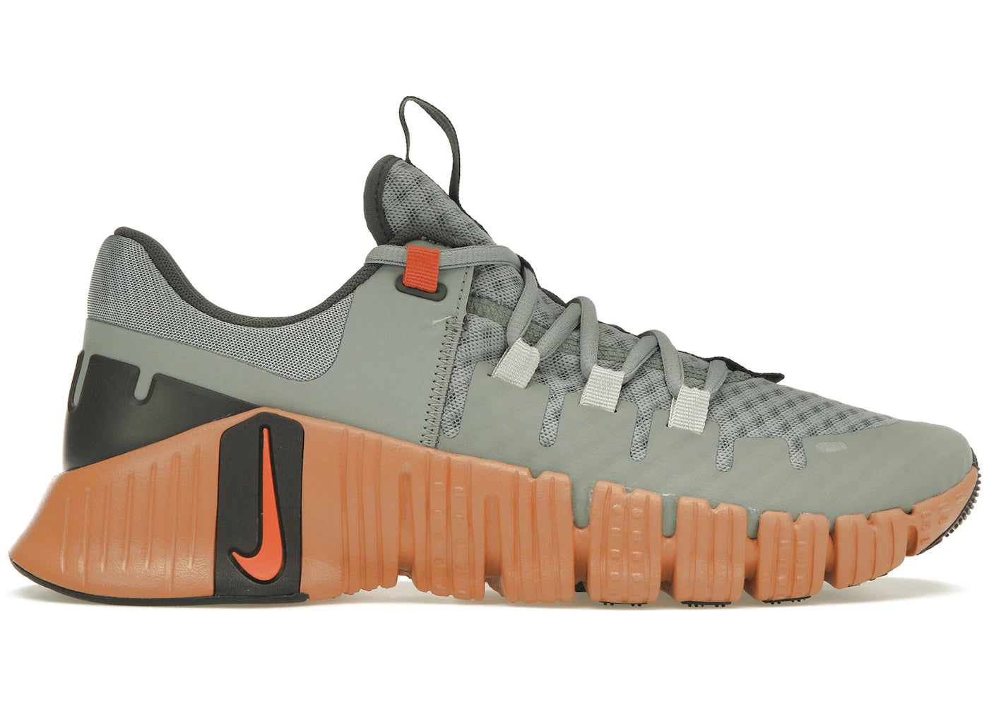Nike Free Metcon 5 Mica Green Campfire Orange