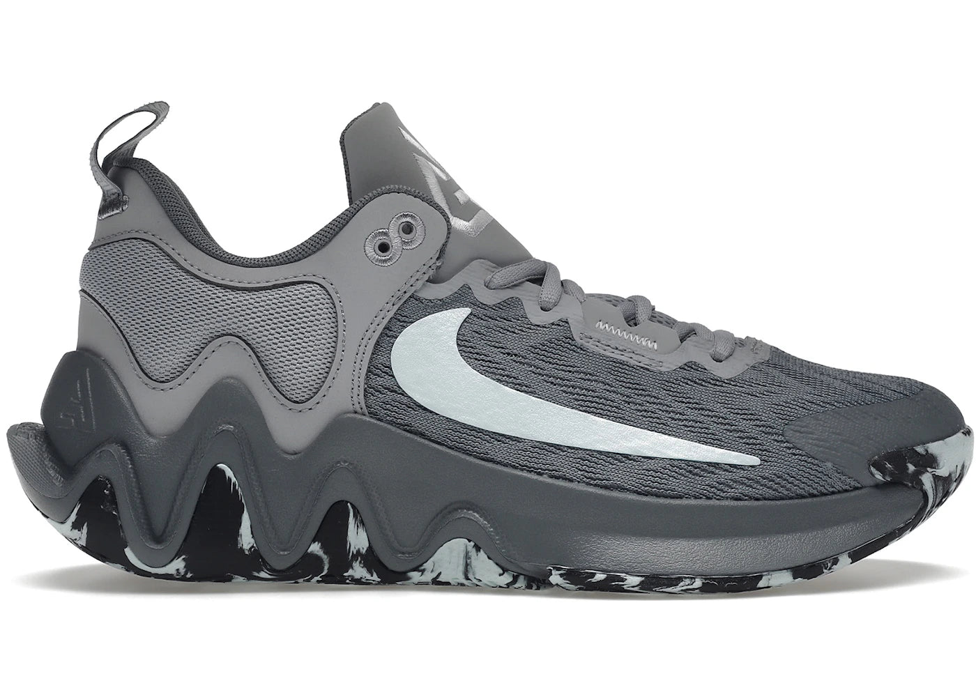 Nike Giannis Immortality 2-Etched in Stone