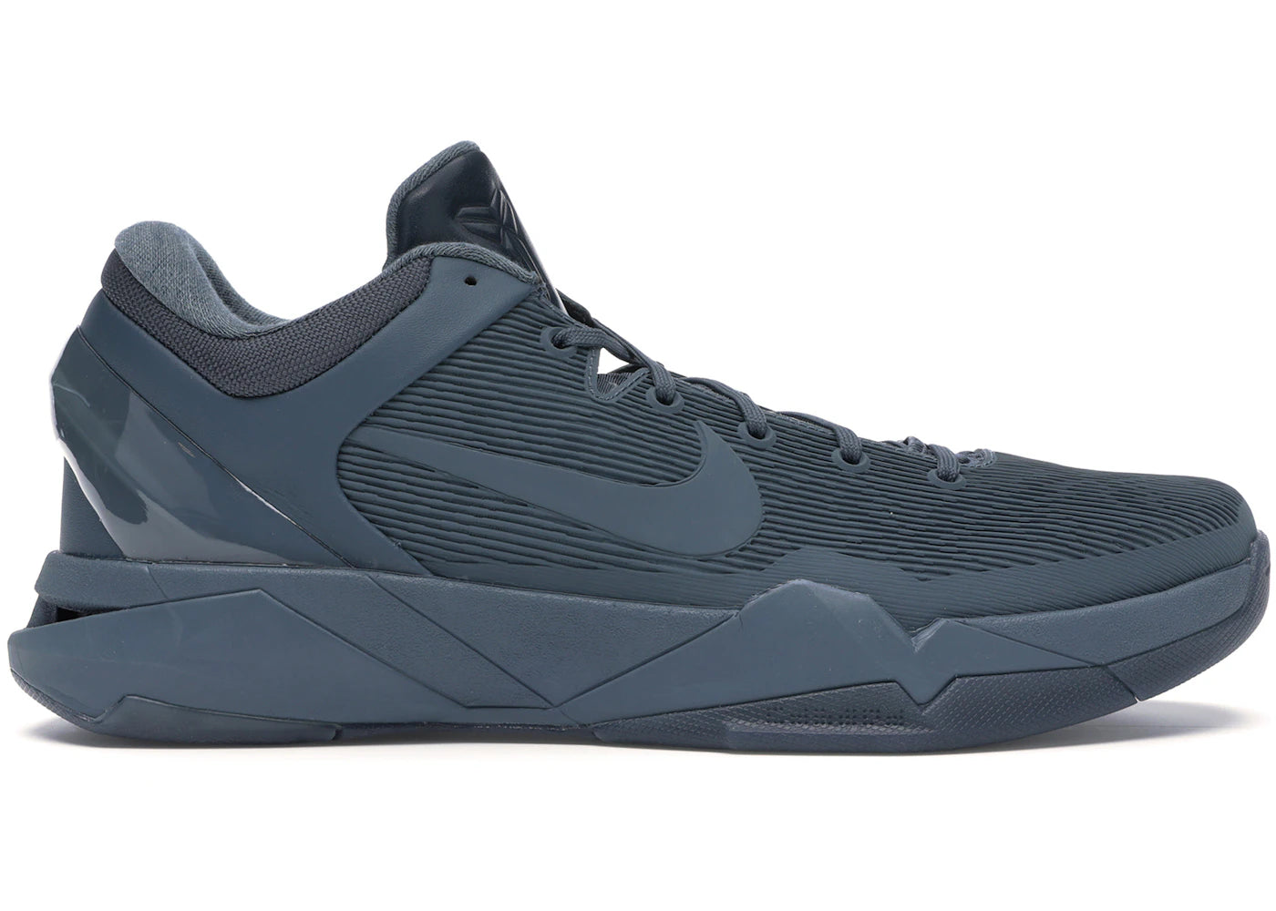 Nike Kobe 7-Black Mamba Collection Fade to Black