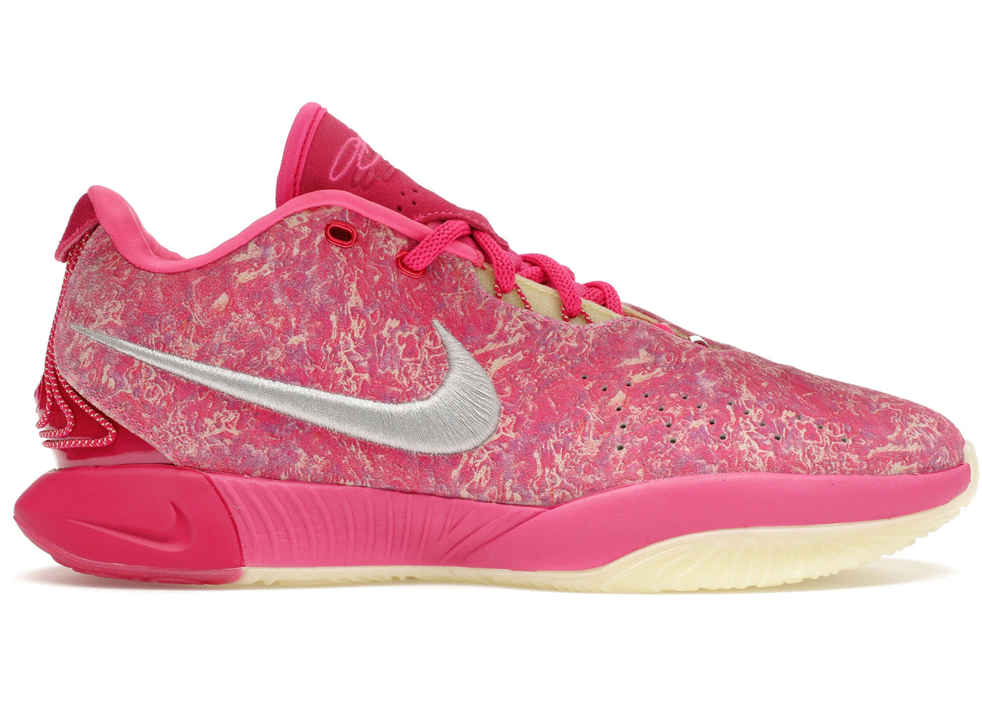 Nike LeBron 21-The World Is Your Oyster