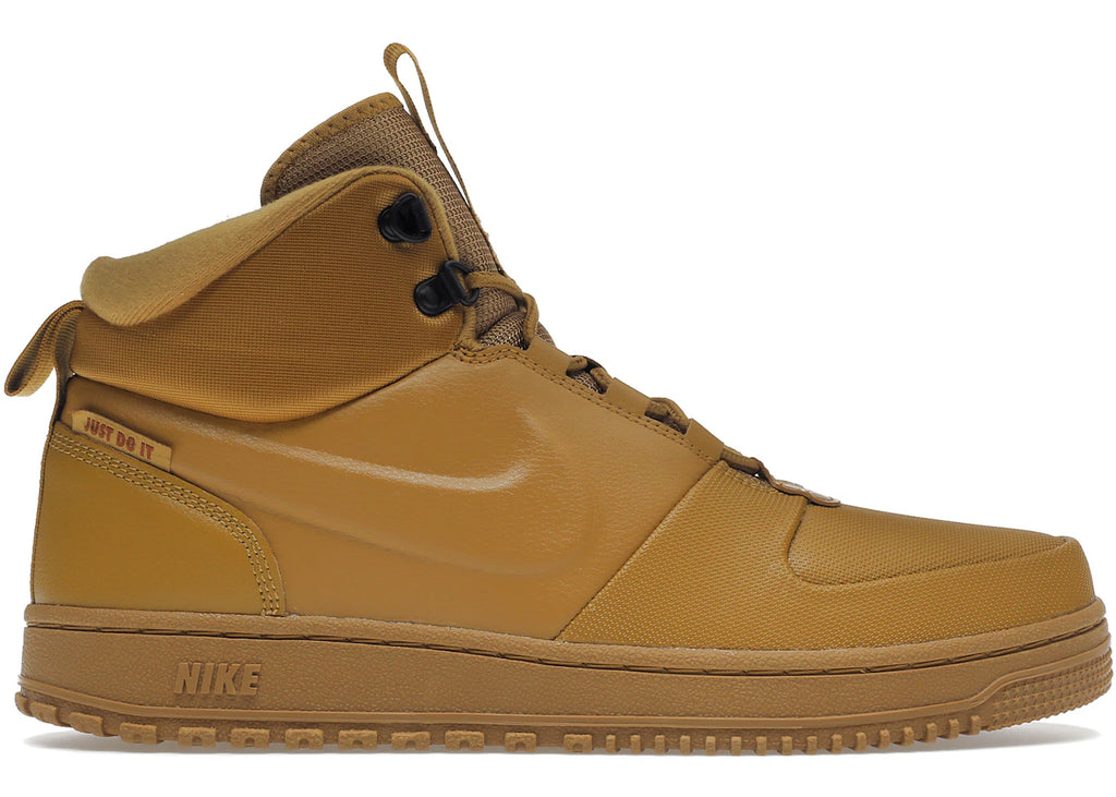 Nike Path WNTR Wheat - main view