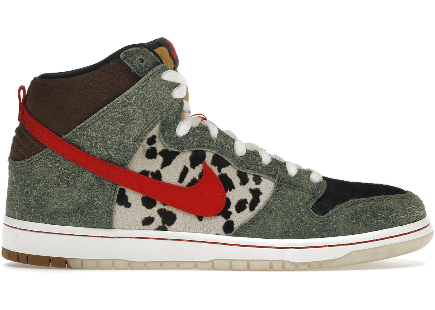 Nike SB Dunk High-Dog Walker