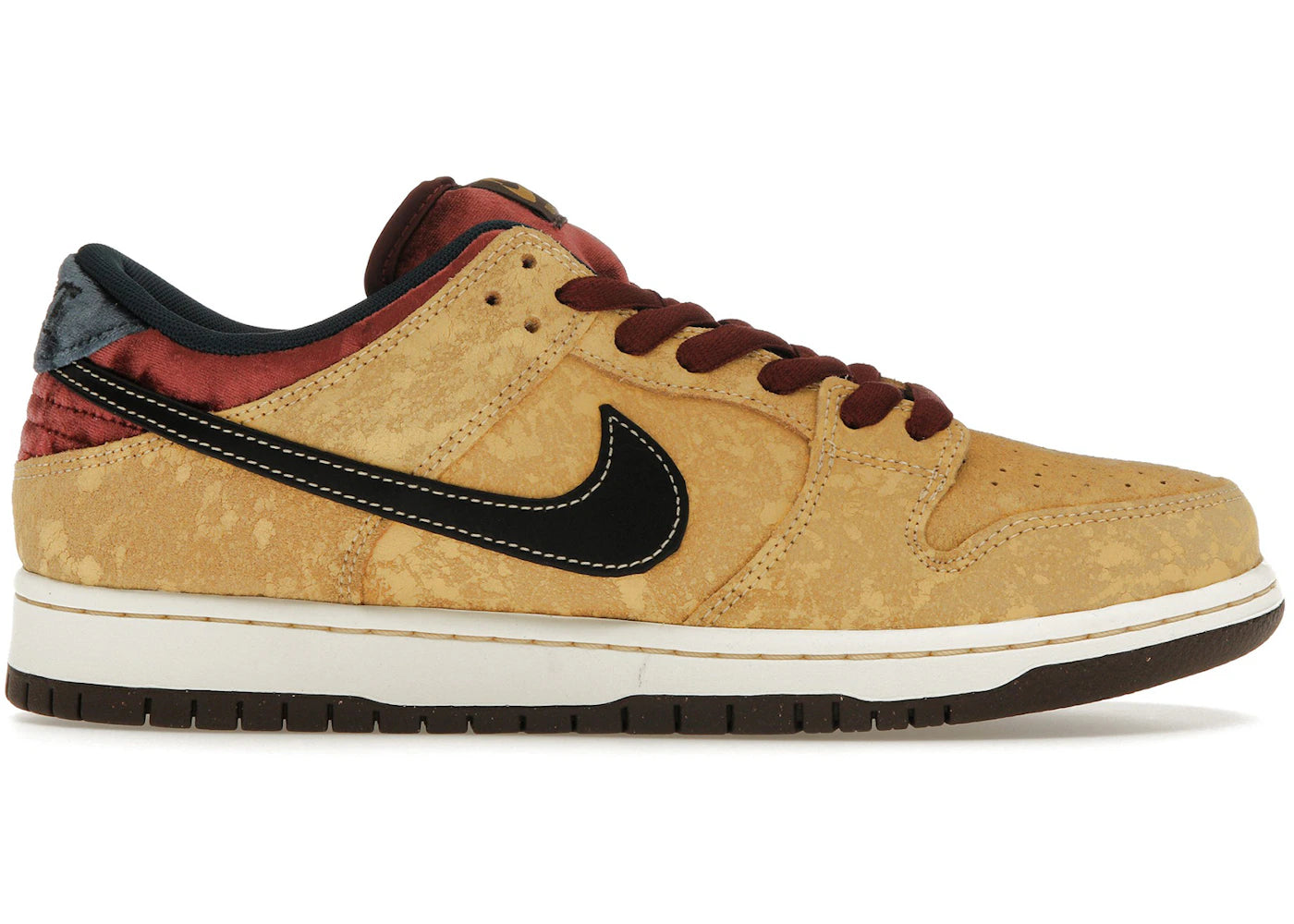 Nike SB Dunk Low-City of Cinema