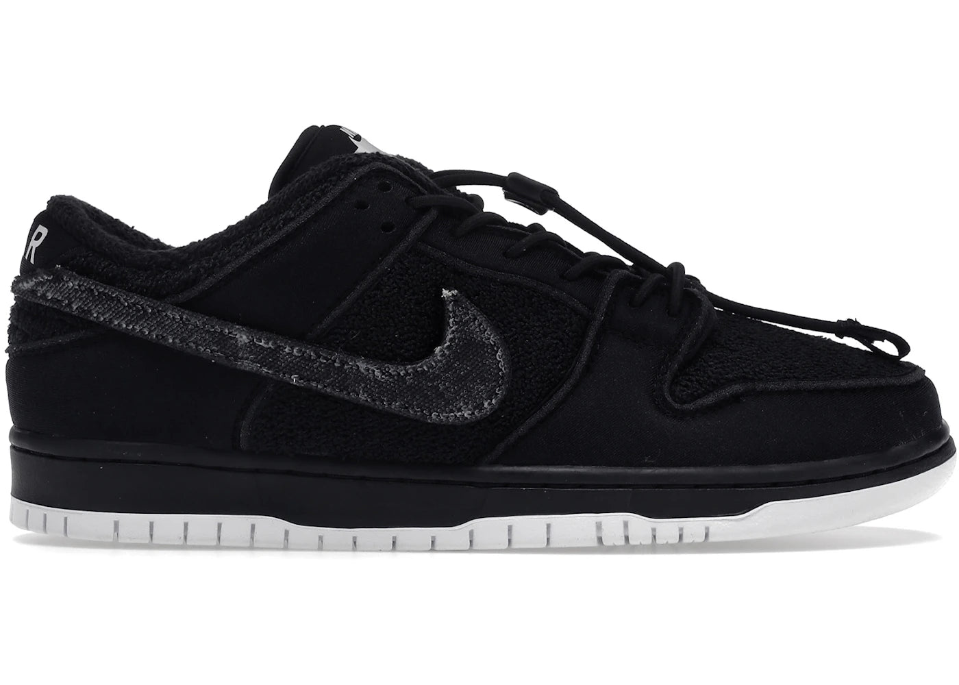 Nike SB Dunk Low-Gnarhunters
