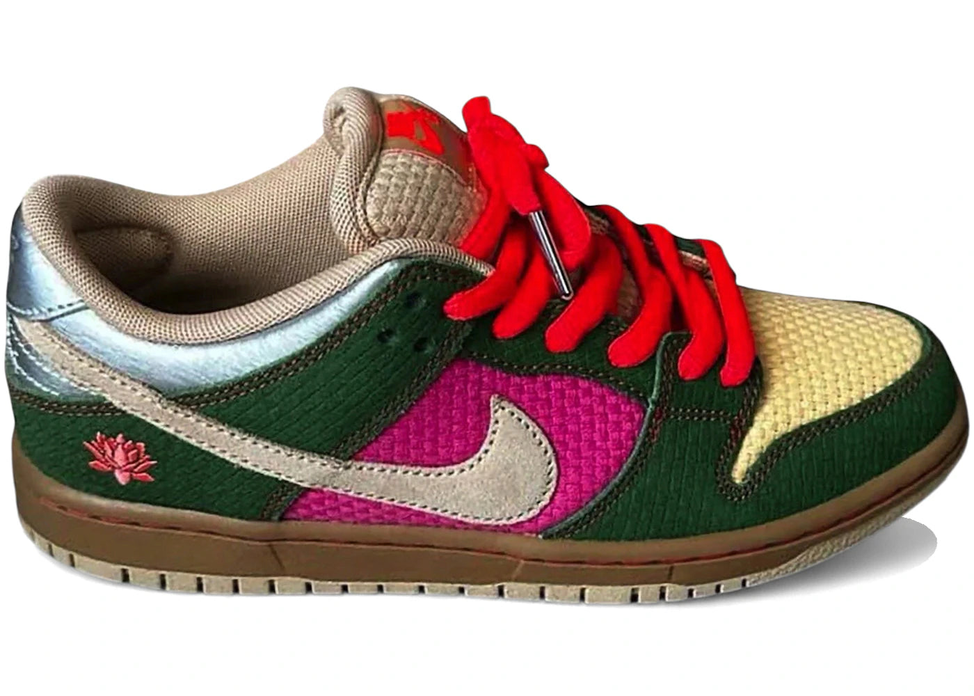 Nike SB Dunk Low Pro Songkran