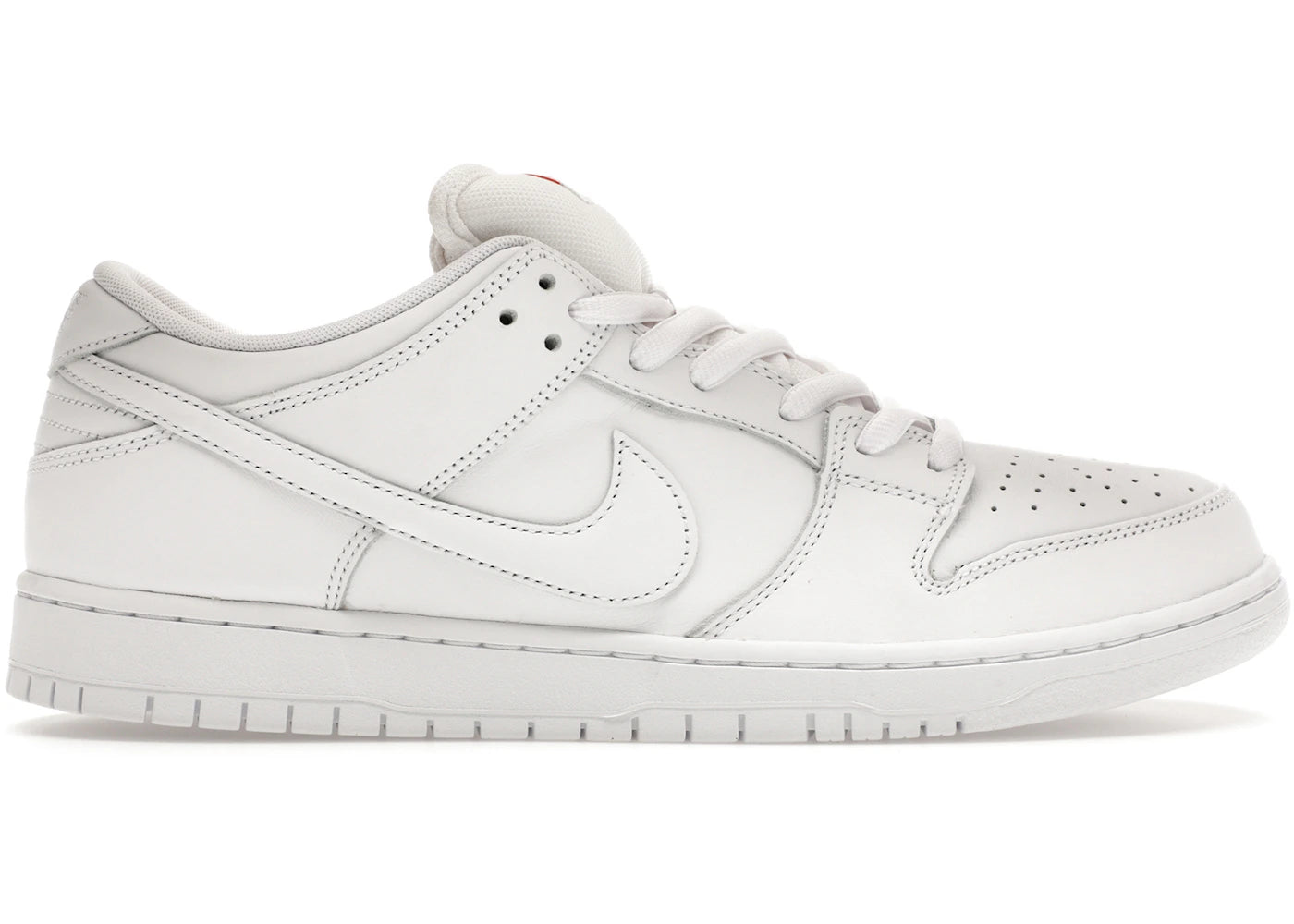 Nike SB Dunk Low Pro - Triple Blanc